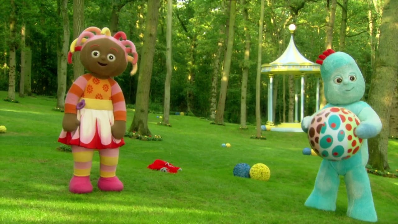 Long Distance Ball Game | In The Night Garden - WildBrain | Bedtime Show