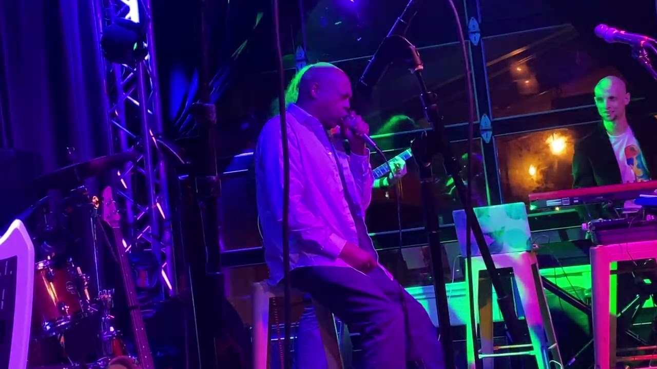 Michael Winslow (man of 10k voices) at @mojampresents @NectarLounge December 19, 2022