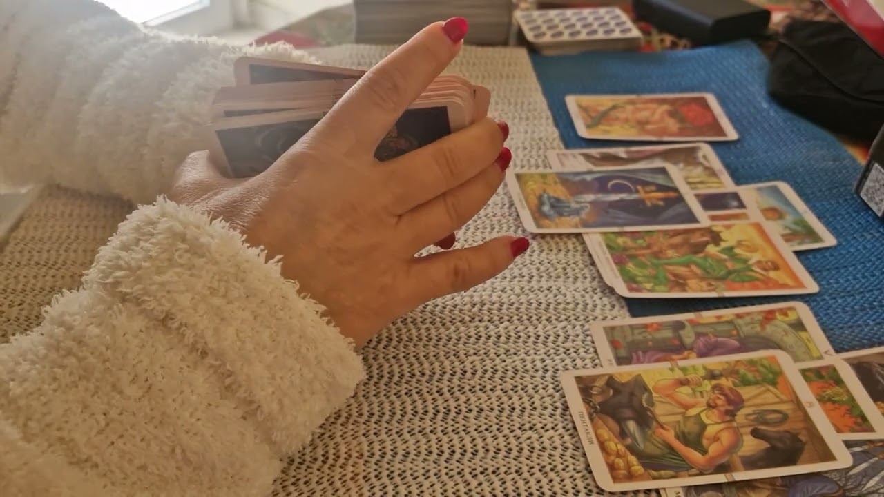🎄🎄🎄⚘️⚘️⚘️ Όταν σε κοιτάζω καταλαβαίνω πόσο σε αγαπώ ♥️♥️♥️