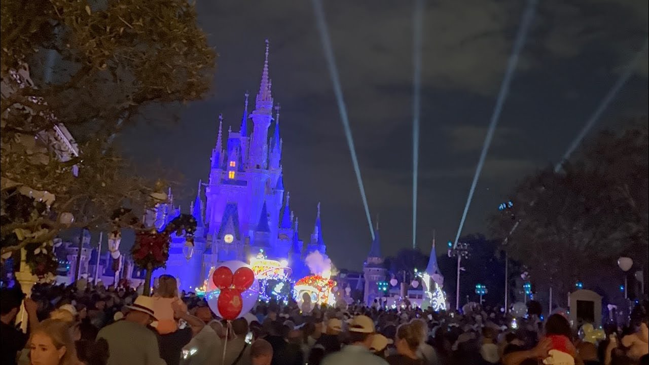 Magic Kingdom “Happily Ever After”Fireworks show 2025 (Walt Disney World Florida)