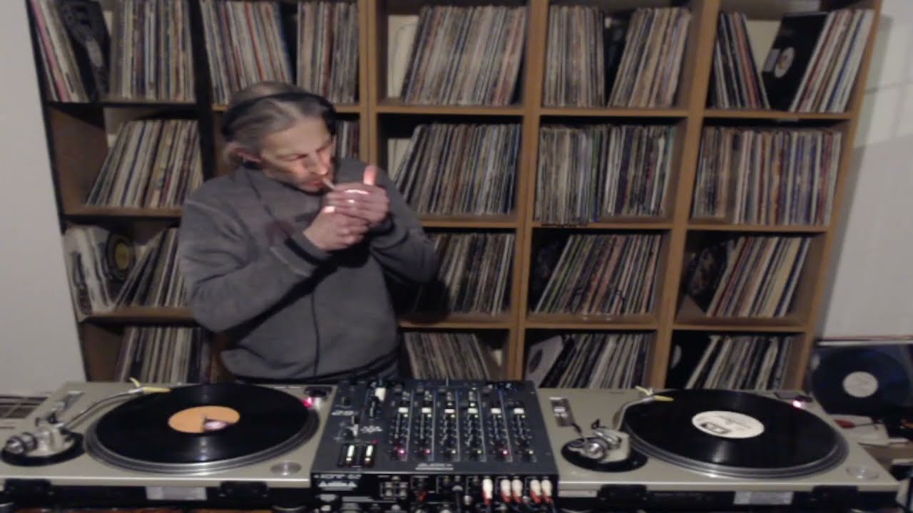mixcloud livestream tue 2nd dec 2025