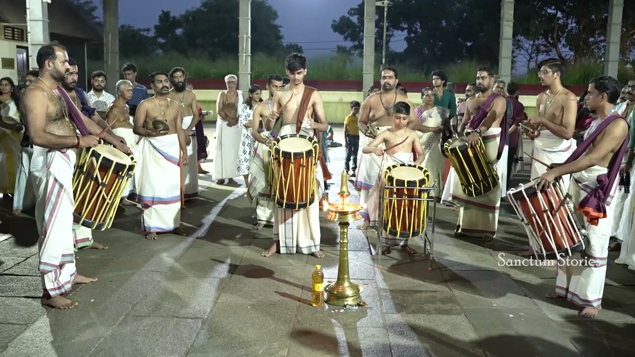 ഡബിൾ തായമ്പക  അരങ്ങേറ്റം | നവനീത് മാരാർ - ദേവദത്തൻ മാരാർ | ചോറ്റാനിക്കര ഭഗവതി ക്ഷേത്രം
