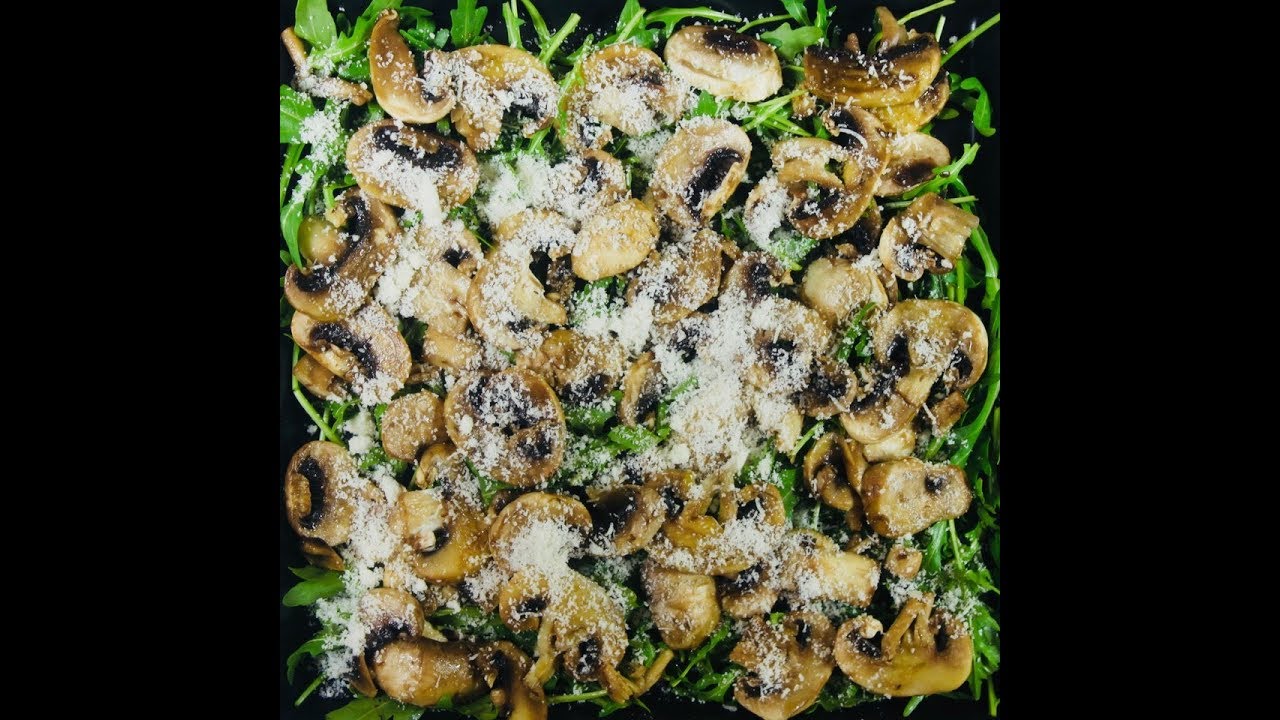 so geht das einfach: Rucola mit Champignons und Parmesan, unglaublich schnell,  lecker und einfach!