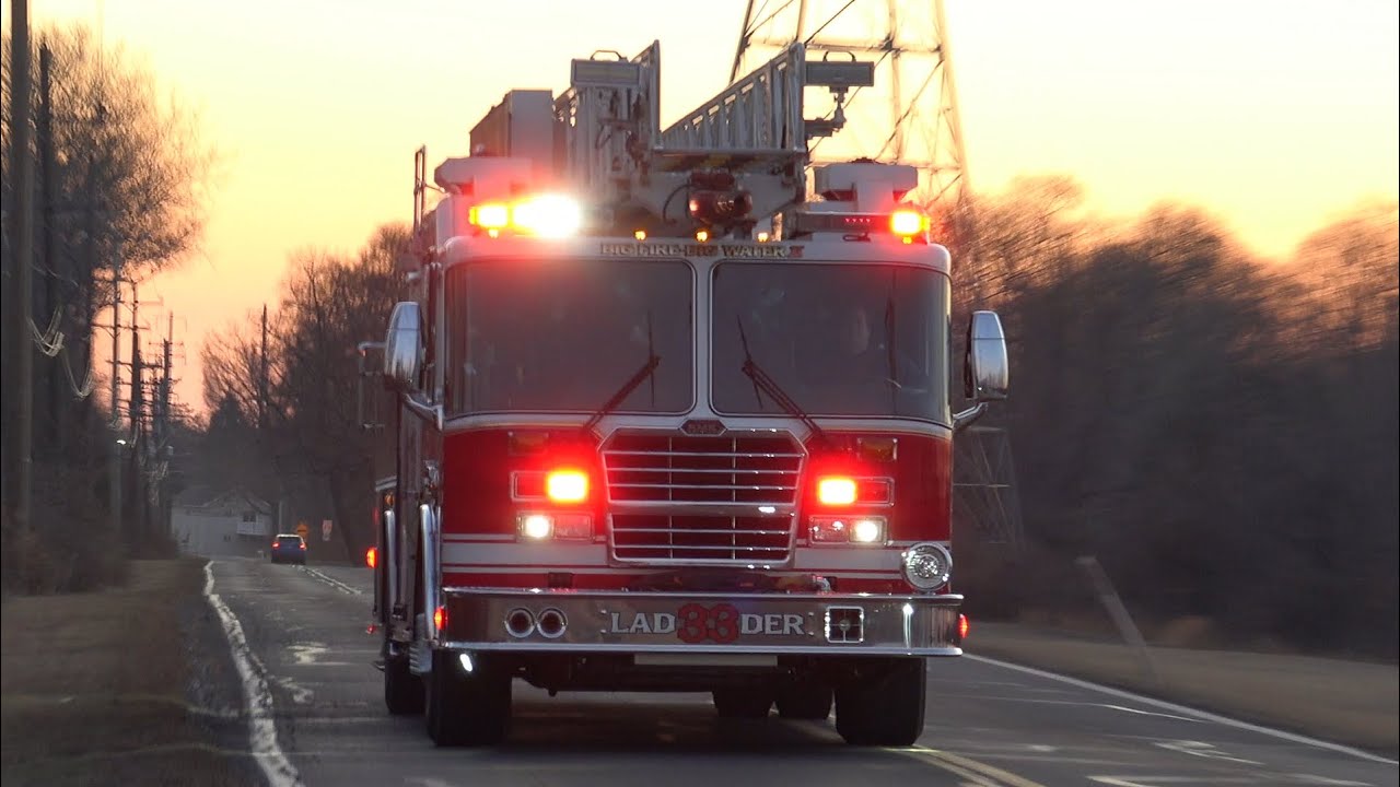 Tullytown Fire Company Ladder 33 Responding