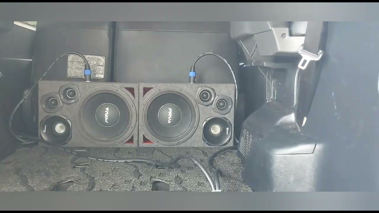 Toyota Voxy sound system install...