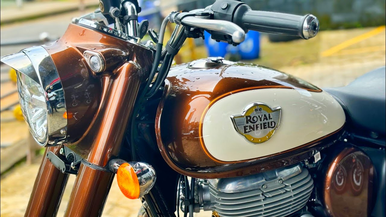 2024 Royal Enfield Classic 350 Medallion Bronze | Walkaround Review - 2024 Royal Enfield Classic 350