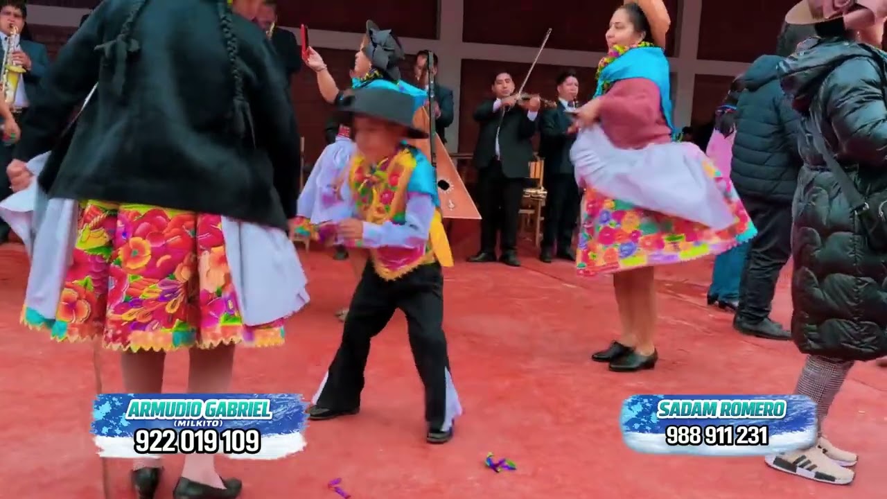 HUAYLASH AUTOCTONO LA GRAN INTERNACIONAL PERU