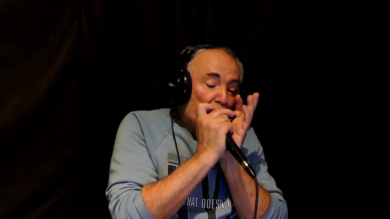 Oye Como Va  - harmonica cover