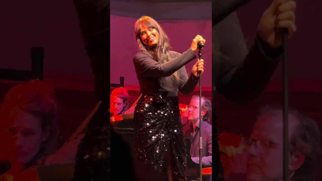 Maria Mena 💗💫sings i will come to you (Hanson)Eindhoven Netherlands 16 January 2026