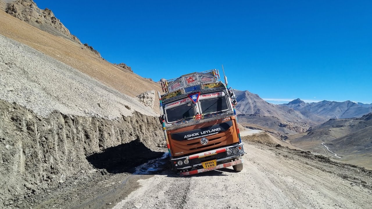21) Himalayas 2023 day 10 - From Leh to Jispa (part 2)