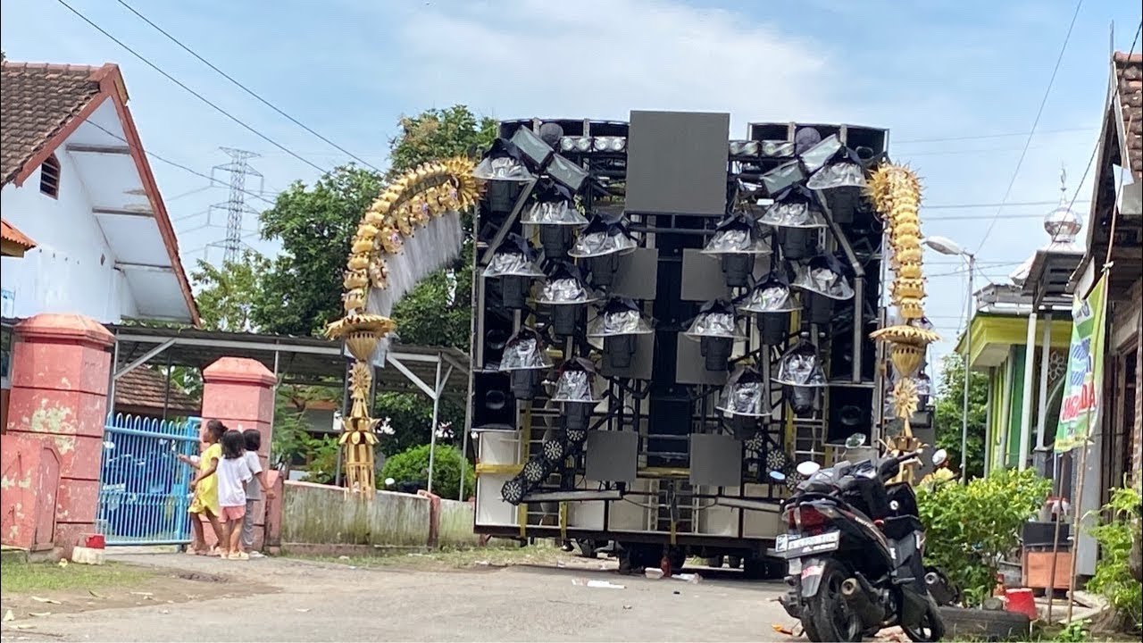 Live Start Karnaval Medali Puri Mojokerto