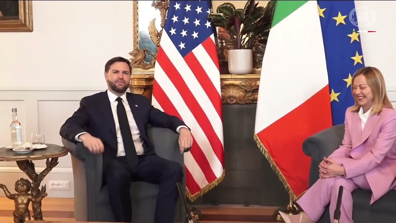 🇮🇹🤝🇺🇸 Italian Prime Minister Giorgia Meloni with US Vice President JD Vance at in Rome