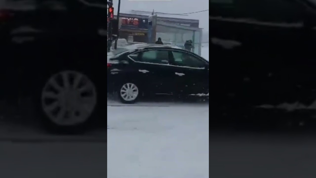 Un Kabyle Du Canada Tr&egrave;s &Eacute;nerv&eacute; &Agrave; Cause Du Froid Extr&ecirc;me Au Canada 🇨🇦❄️☃️