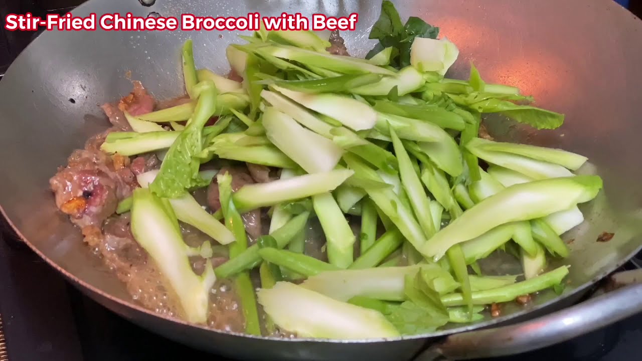 Stir Fried Chinese Broccoli with Beef ឆាខាត់ណាសាច់គោ (ចុងភៅថ្មី :) )- Vichheka SOK
