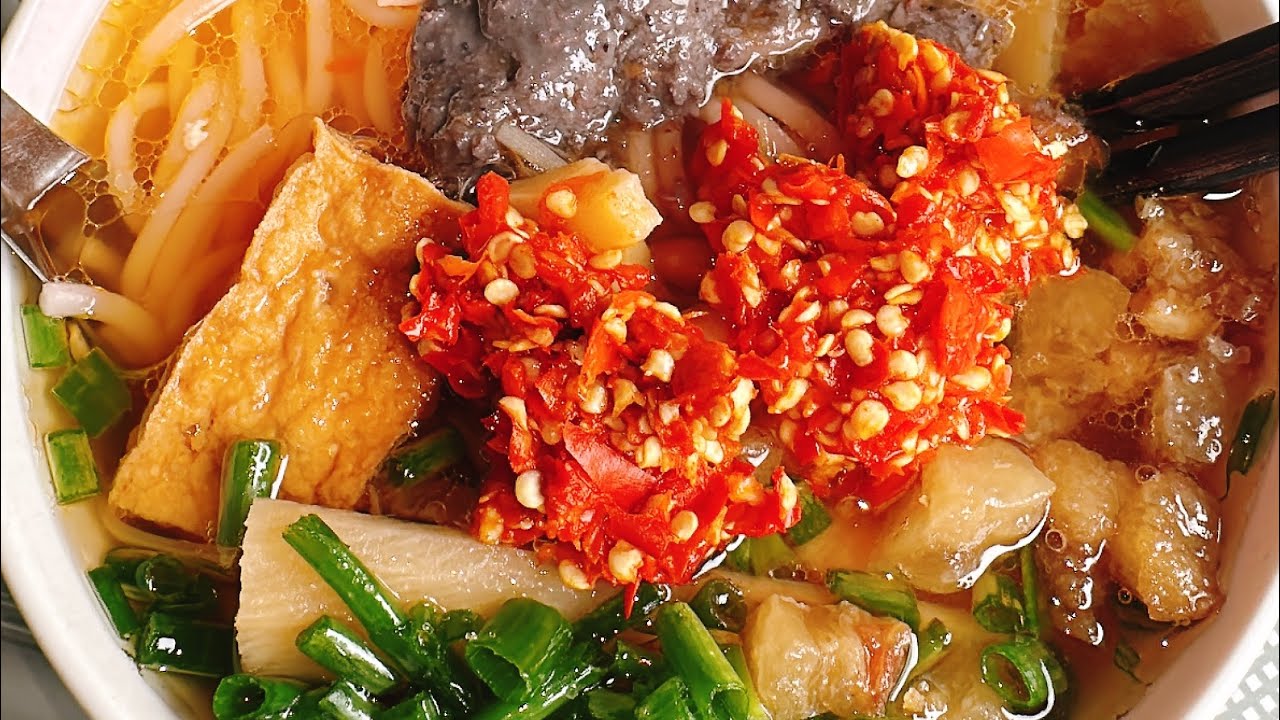 Canh bún cung hơn 30 năm r ạ #mukbang #food #tamtruong #vũngtàu 
