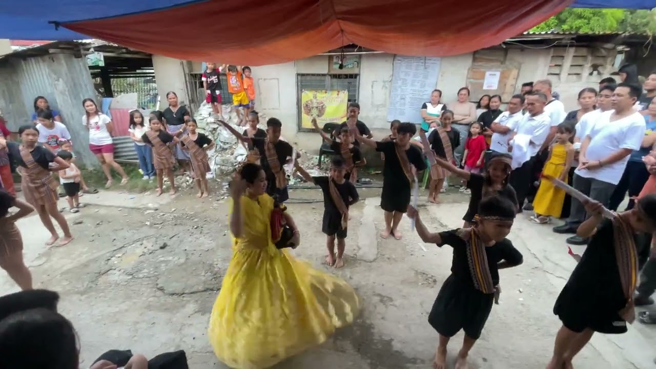 Sandayong fiesta sinulog performance 