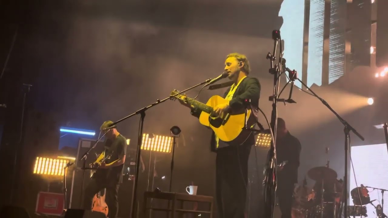 Quiet Me Down by Ben Howard - Live in London Eventim Apollo 22/10/2024