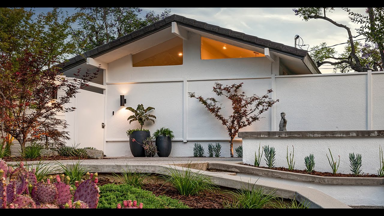 Renovated Mid-Century View Home | 2210 Cielo Place, Arcadia