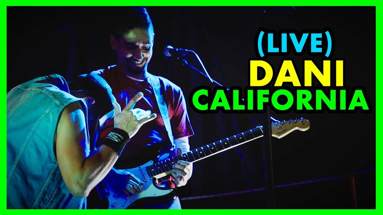 SCRATCHARE con la Chitarra?! Dani California Live Cover - David Carelse