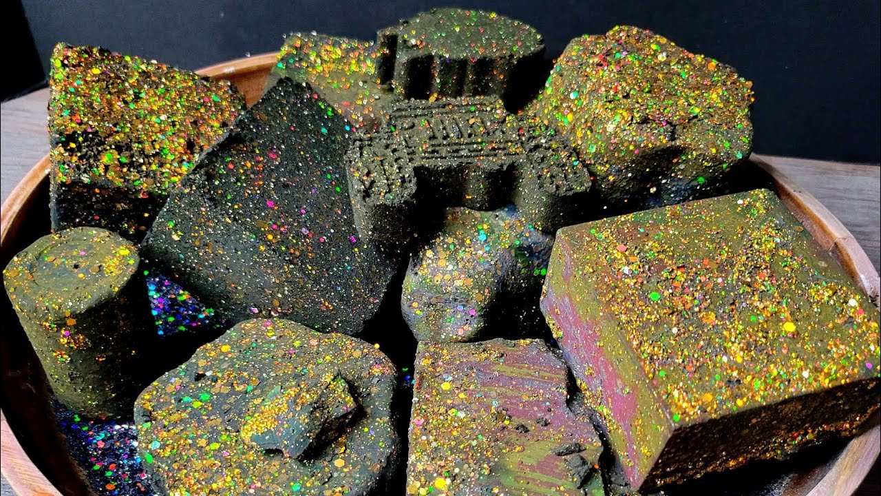Black Gym Chalk with a twist • 🖤✨️🖤✨️🖤✨️🖤✨️• ASMR 
