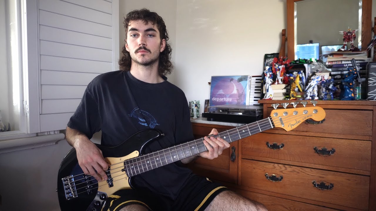Daft Punk - Voyager (Bass Cover)