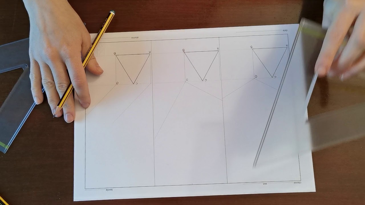 Assonometria isometrica, monometrica e cavaliera di un prisma retto con base un triangolo equilatero
