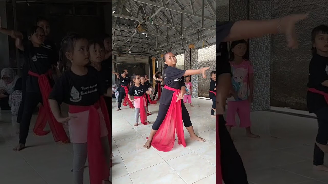 Tari topeng gaya selangit...Sanggar Purwa asih kejiwan susukan Cirebon 