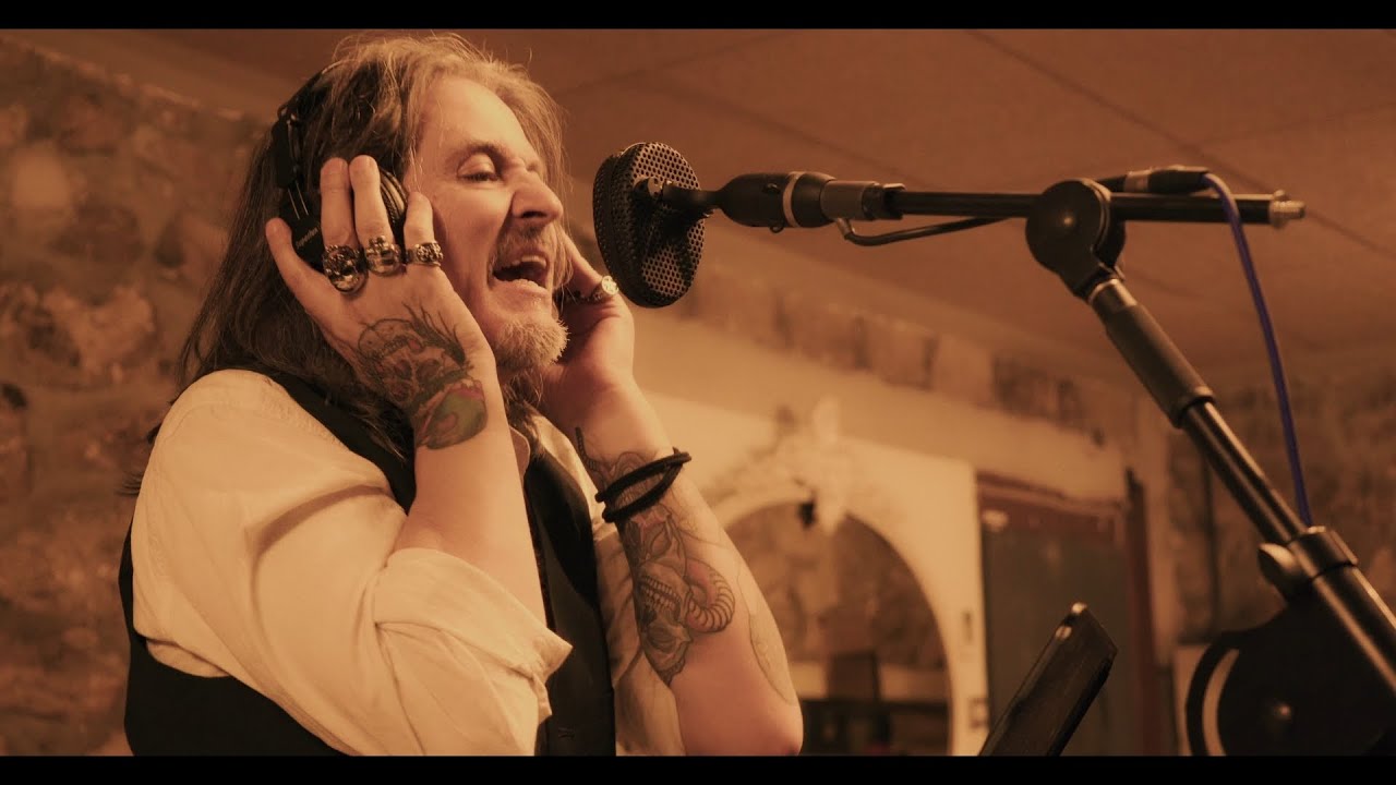 Javier Barrado - El pasajero (videoclip oficial) #JavierBarrado #ElPasajero