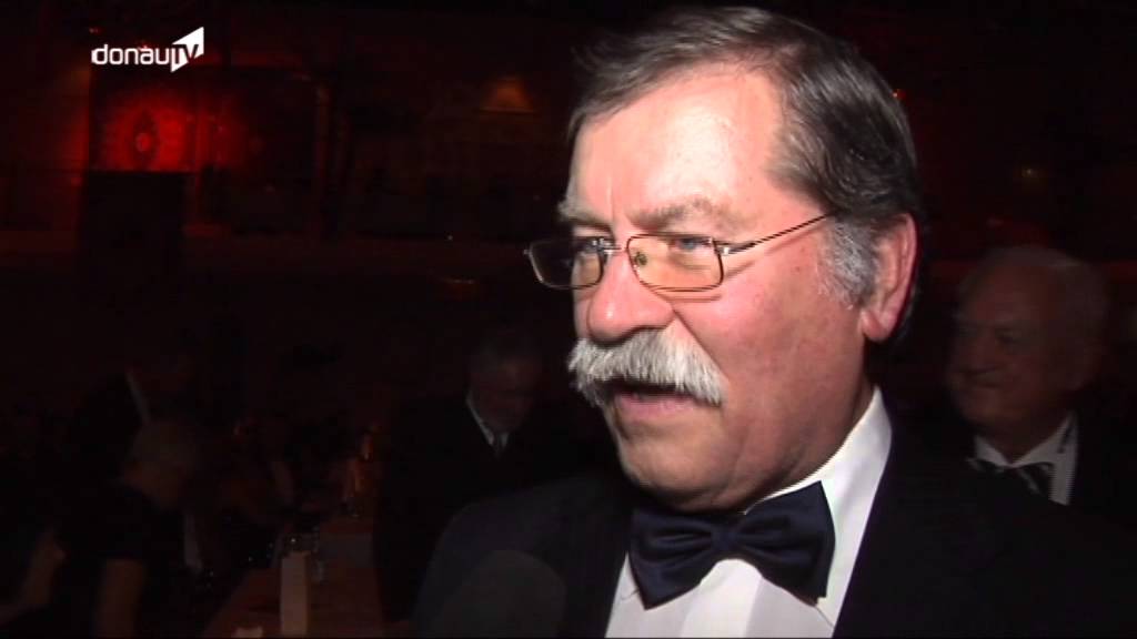 Sozis im Ballfieber -- zwischen Vergn&uuml;gen und Politik beim SPD-Ball