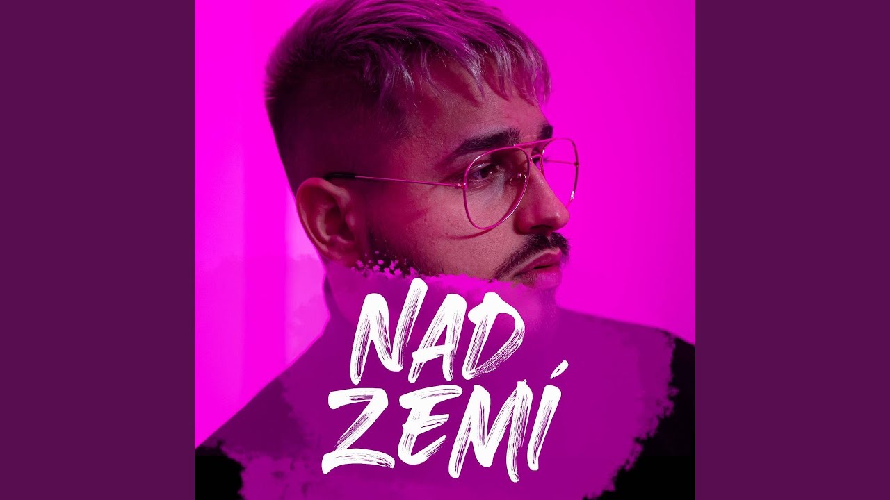 Nad zemí