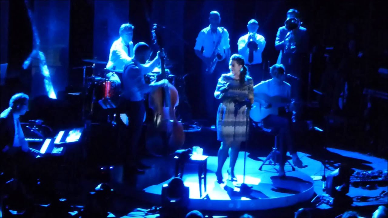 Caro Emerald - Coming Back as a Man / Riviera Life - live @ X-Tra in Zurich 8.10.2013