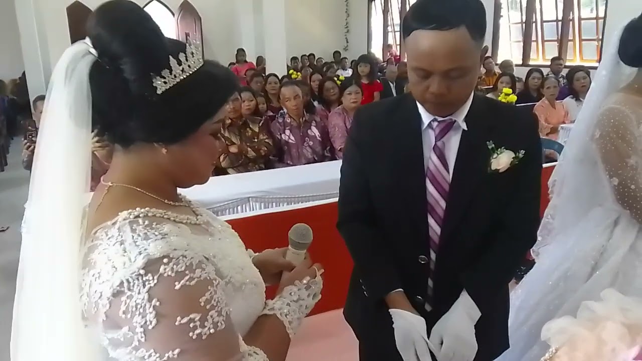 2 pasang sejoli diikat dlm pemberkatan nikah pada Kamis 25 Januari 2024 di Jem markal