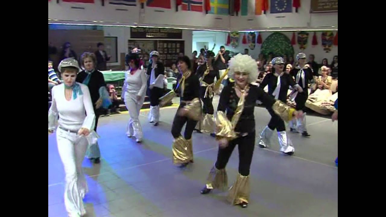 Eötvös Loránd Általános Iskola - Farsang - 2012 - Tanári tánc