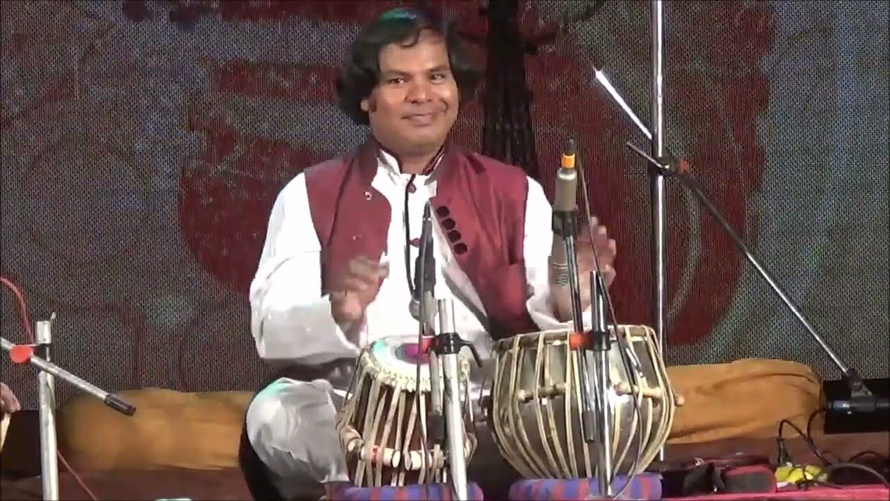 Sangeet Sammilen  Ustad Najmuddin Javed Tabla solo Aslam khan sarangi lehra bhuvneshwar on18 10 14