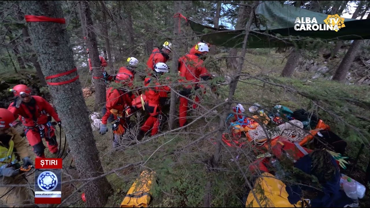 &rdquo;Exercițiu Regional Salvaspeo &icirc;n Avenul Brătei&rdquo; Parcul Natural Bucegi