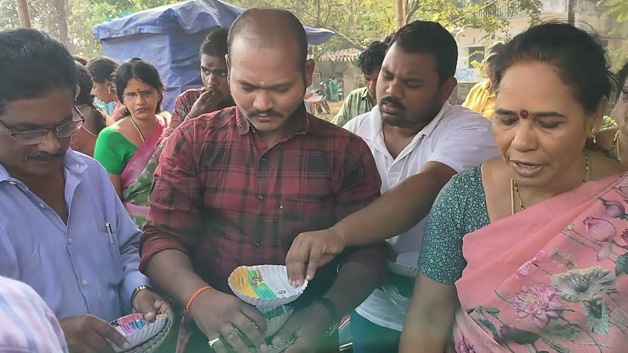 Maha Shivaratri 2025 | 4 Years of Seva 🙏 | Upma,Rava Prasadam & Buttermilk Distribution | Pithapuram