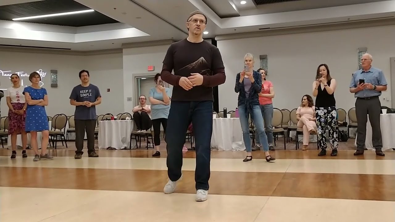 Turn vs Ocho Leg Wraps (All Levels)