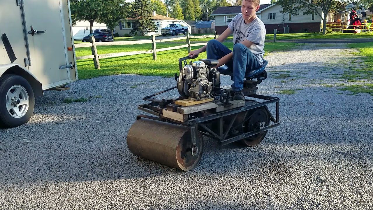 Vintage 1940s homemade road roller/lawn roller