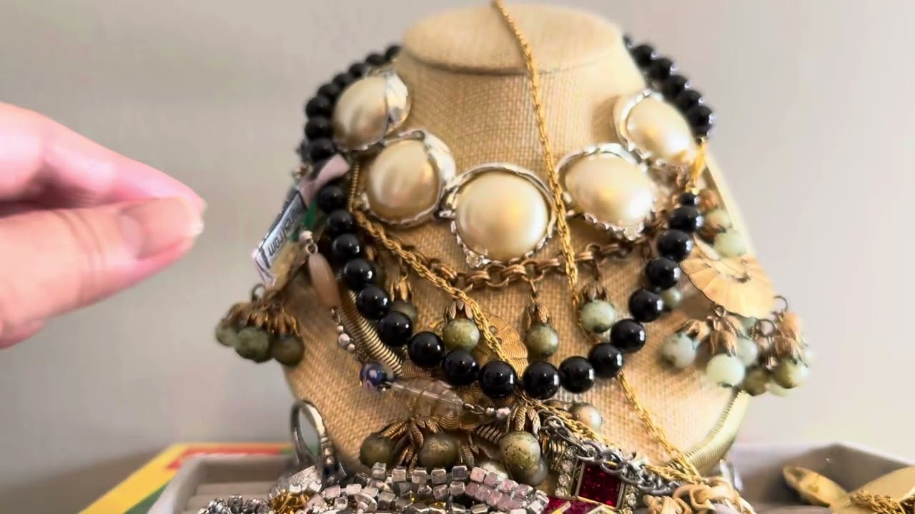 Jewelry Haul Flea Market and Thrift/November, 2025