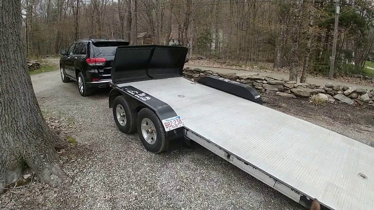 Operation of the tilt trailer