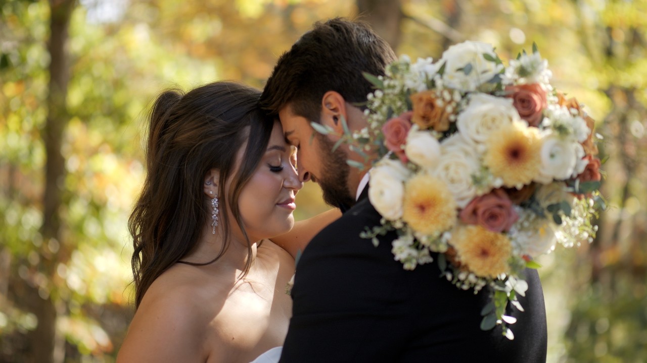 Emily & Jack's Wedding Highlight at Castleton Farms, Loudon Tn