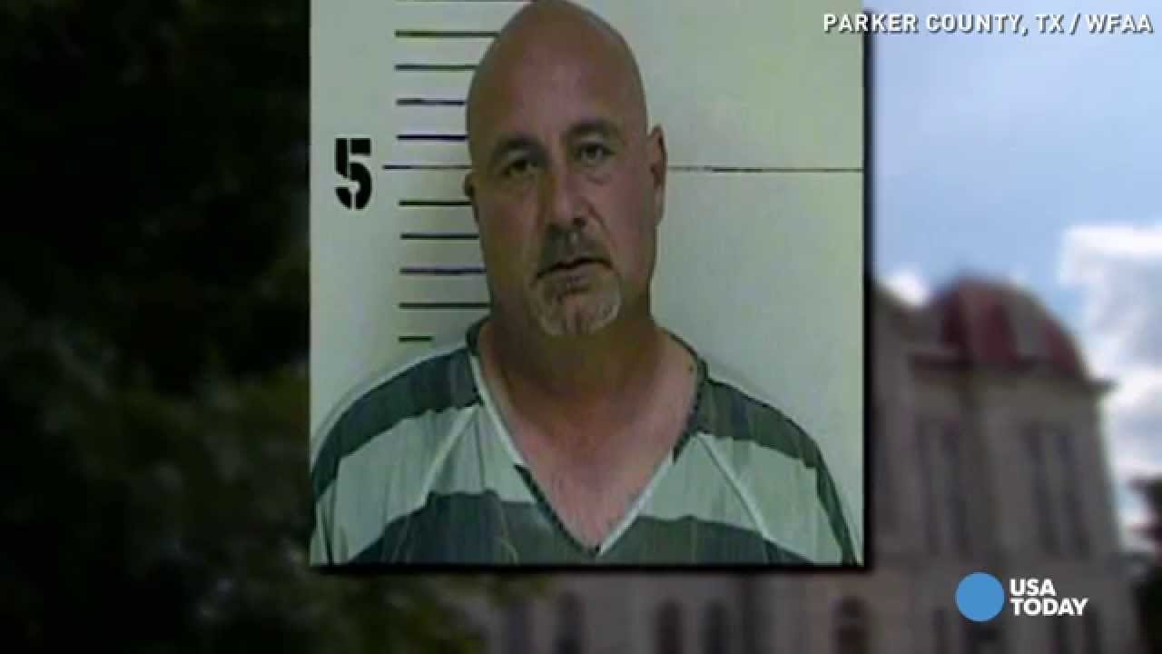 'Naughty Neighbors' face HOA lawsuit