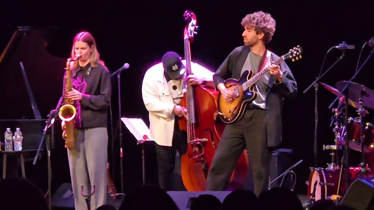 Christian McBride. 