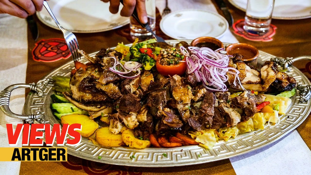 What Do Mongolians Eat For Lunch!