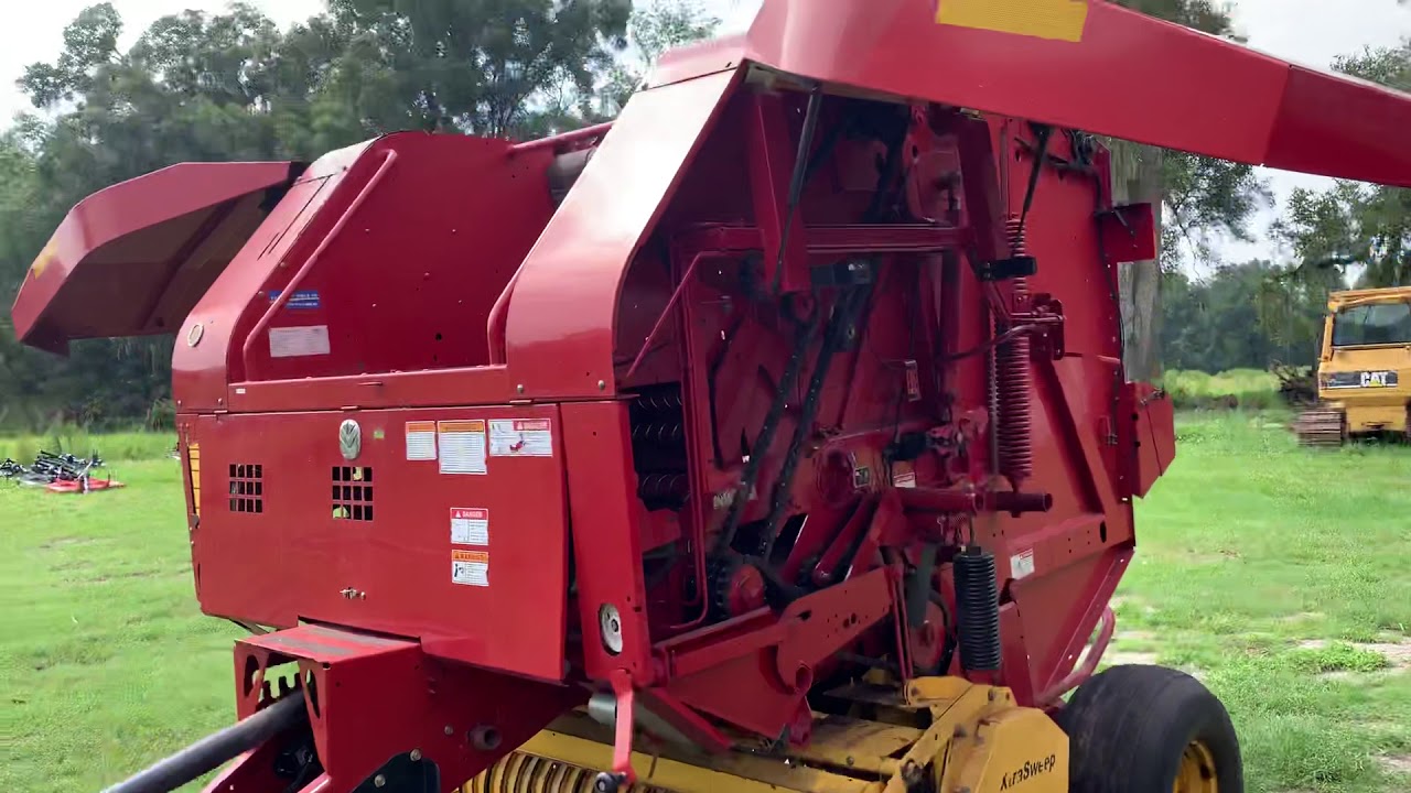 New Holland br7060 bailer