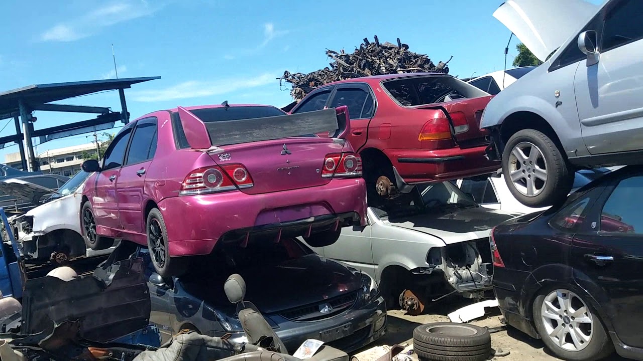 Taiwan Salvage Yard - M13
