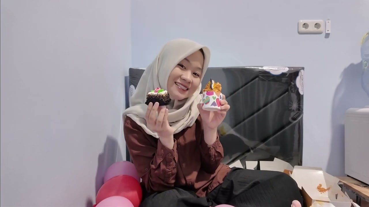 23 TAHUN