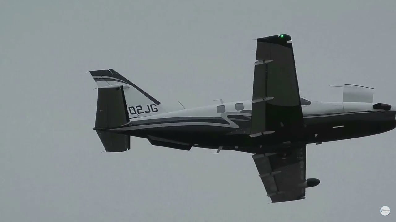 TAKE OFF with ENGINE COVER OPEN !! 😮 Socata TBM-700 ( BHX )