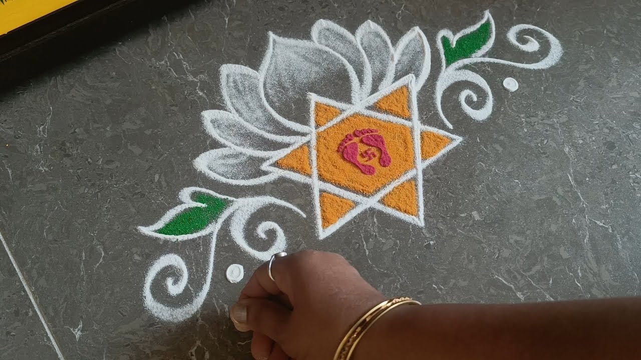 Easy border rangoli designs | Margashira masam muggulu |Friday Lotus rangoli | Lakshmi puja rangoli