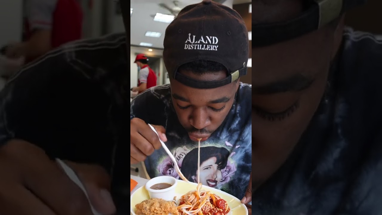 American Try&rsquo;s Jollibee Spaghetti in the Philippines 🇵🇭😳